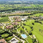 Golf Residenza Lägenhetshotell 2*