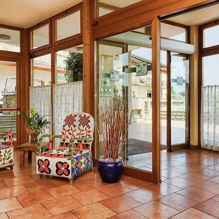 Aparthotel Golf Residenza 2*