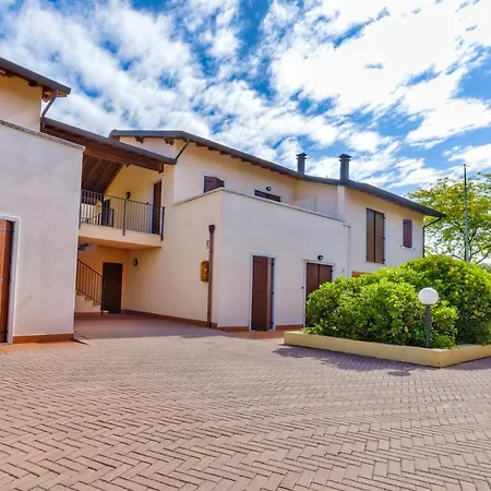 Апарт-отель Golf Residenza Пескьера-дель-Гарда