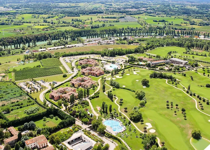 Golf Residenza Aparthotel 2*
